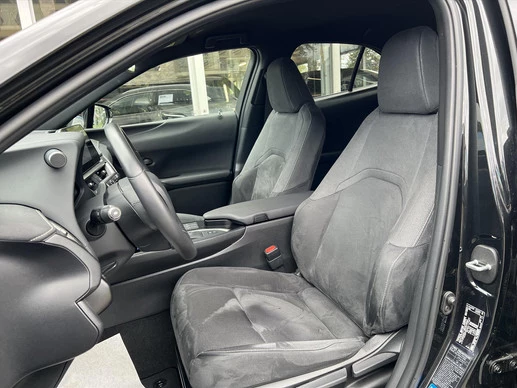 Lexus UX - Afbeelding 13 van 30
