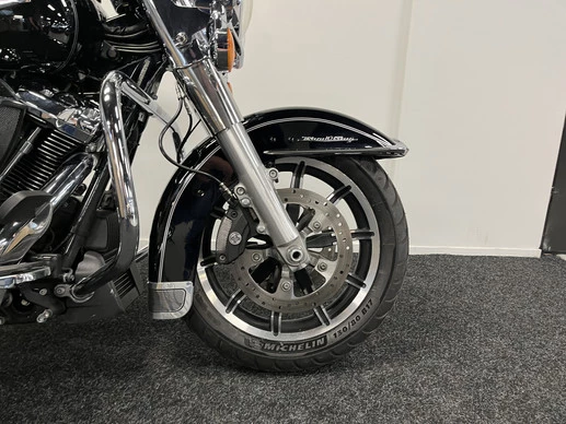 Harley-Davidson Road King - Afbeelding 6 van 25