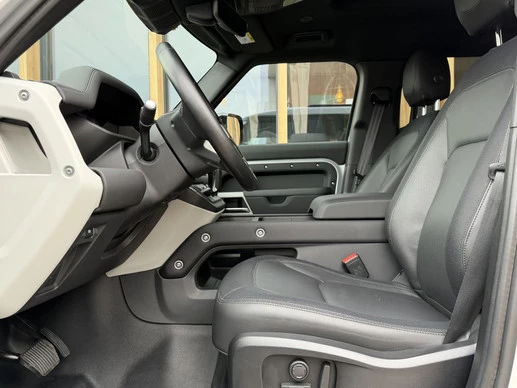 Land Rover Defender - Afbeelding 11 van 27
