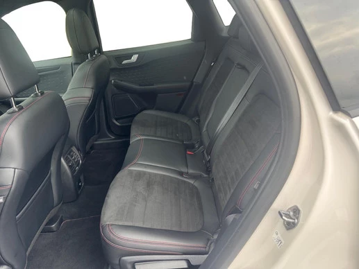 Ford Kuga - Afbeelding 13 van 30