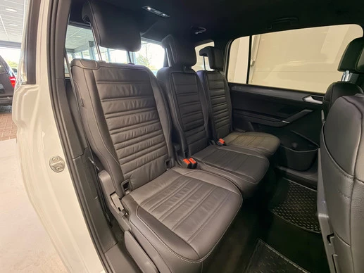 Volkswagen Touran - Afbeelding 17 van 30