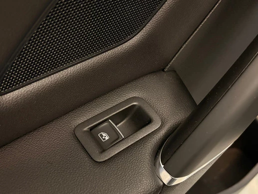 Volkswagen Touran - Afbeelding 27 van 30