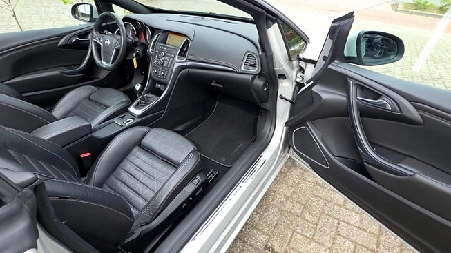 Opel Cascada - Afbeelding 14 van 24