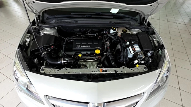 Opel Cascada - Afbeelding 23 van 24