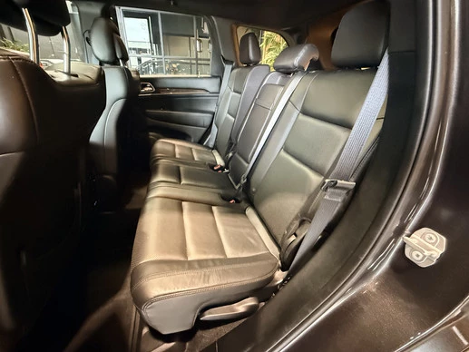 Jeep Grand Cherokee - Afbeelding 13 van 30