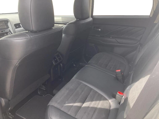 Mitsubishi Outlander - Afbeelding 14 van 26