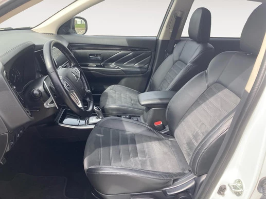 Mitsubishi Outlander - Afbeelding 18 van 26