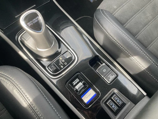 Mitsubishi Outlander - Afbeelding 25 van 26