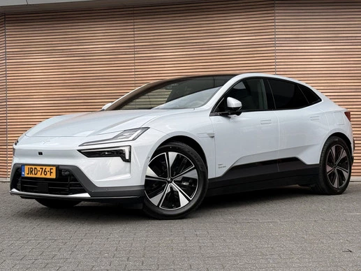 Polestar 4 - Afbeelding 1 van 30