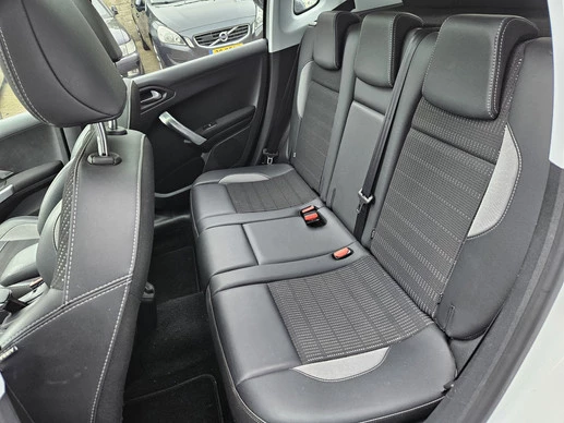Peugeot 2008 - Afbeelding 12 van 30