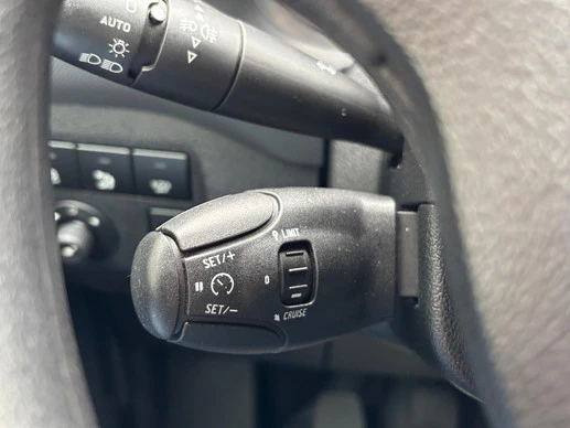 Peugeot Partner - Afbeelding 12 van 25