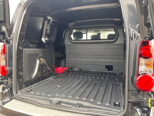 Peugeot Partner - Afbeelding 17 van 25