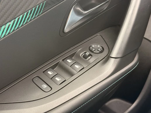 Peugeot e-2008 - Afbeelding 17 van 19