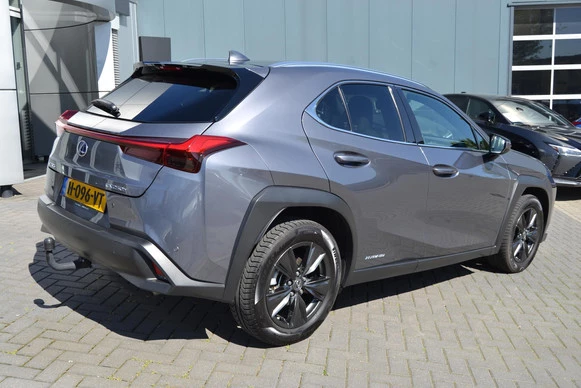 Lexus UX - Afbeelding 3 van 30