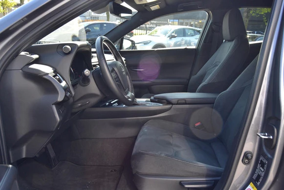Lexus UX - Afbeelding 14 van 30
