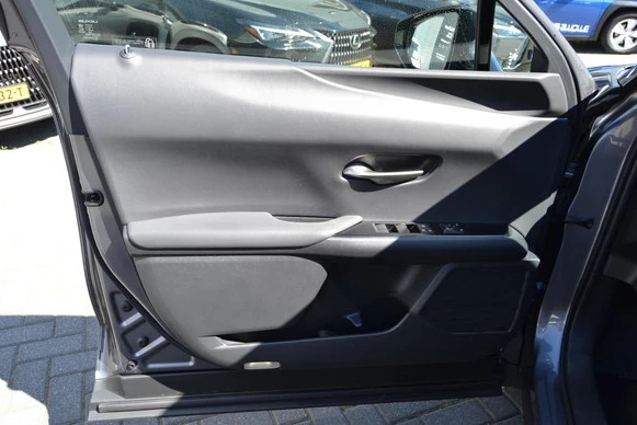 Lexus UX - Afbeelding 16 van 30