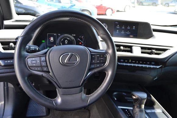 Lexus UX - Afbeelding 17 van 30