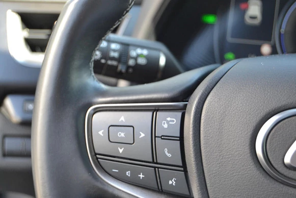 Lexus UX - Afbeelding 18 van 30