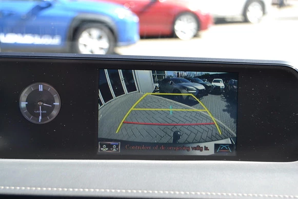 Lexus UX - Afbeelding 23 van 30