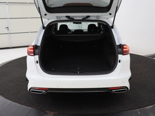 Kia Ceed - Afbeelding 28 van 30