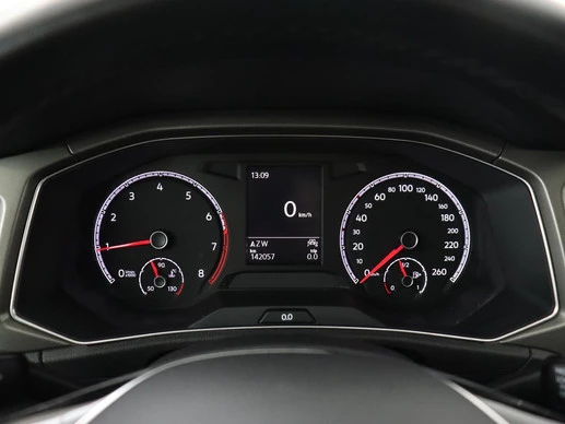 Volkswagen T-Roc - Afbeelding 16 van 29