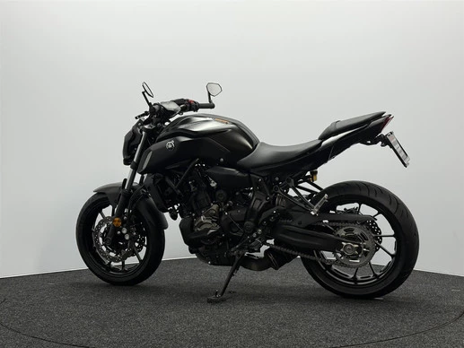 Yamaha MT 07 - Afbeelding 9 van 17