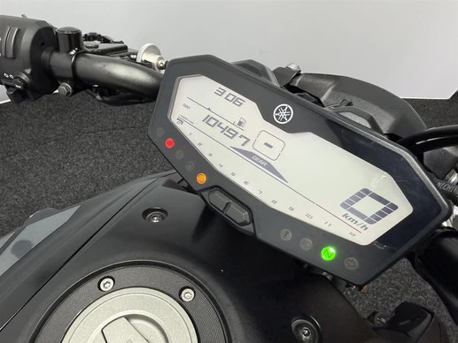 Yamaha MT 07 - Afbeelding 16 van 17
