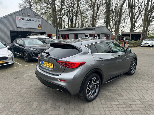 Infiniti Q30 - Afbeelding 3 van 18