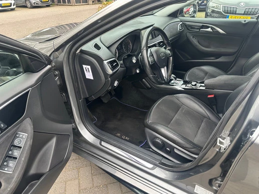 Infiniti Q30 - Afbeelding 9 van 18