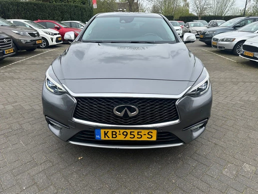 Infiniti Q30 - Afbeelding 18 van 18
