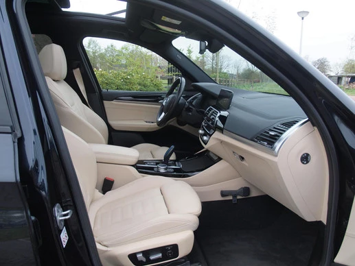 BMW iX3 - Afbeelding 14 van 30