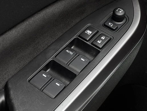 Suzuki Vitara - Afbeelding 24 van 28