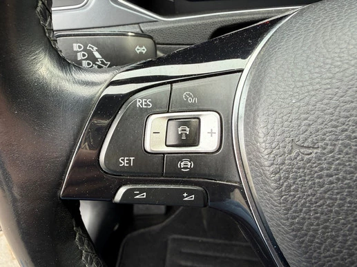 Volkswagen T-Roc - Afbeelding 11 van 21