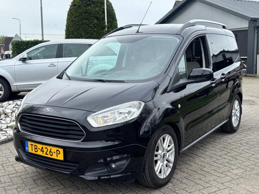 Ford Tourneo Courier - Afbeelding 1 van 21