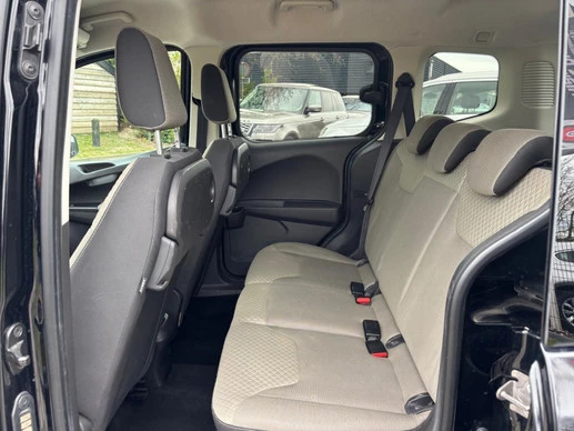 Ford Tourneo Courier - Afbeelding 15 van 21