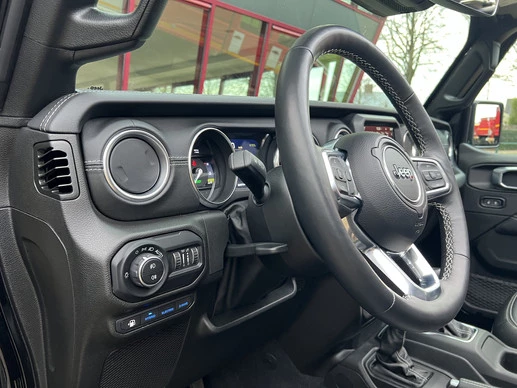 Jeep Wrangler - Afbeelding 15 van 30