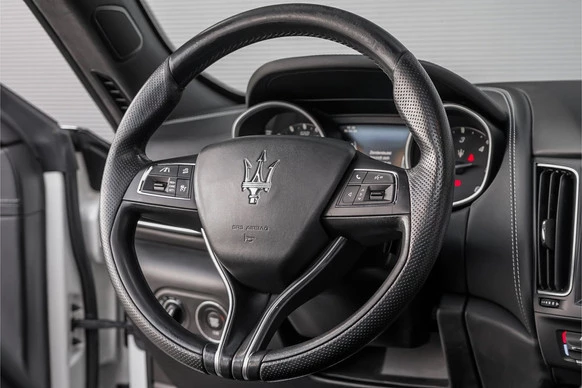 Maserati Levante - Afbeelding 22 van 30