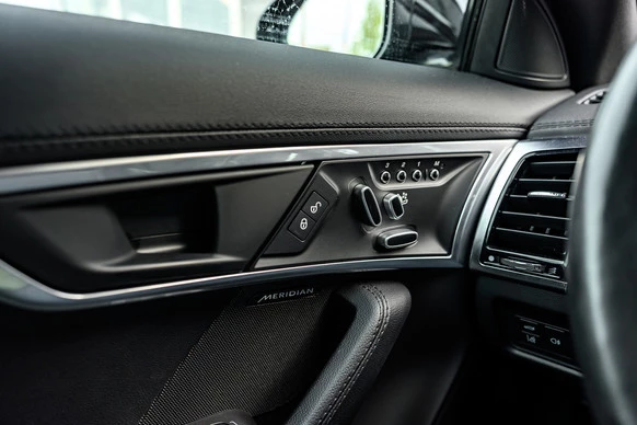 Jaguar F-Type - Afbeelding 27 van 30