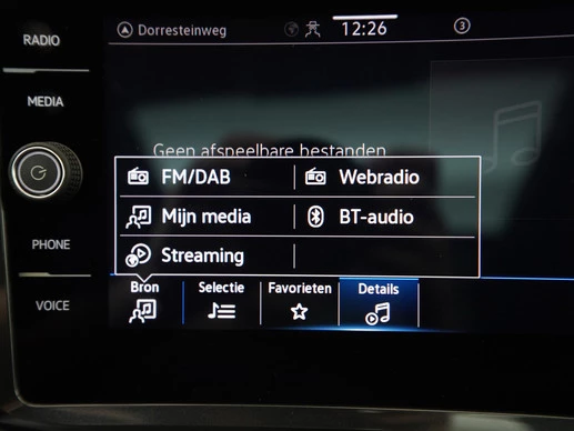 Volkswagen Tiguan - Afbeelding 18 van 30