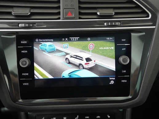 Volkswagen Tiguan - Afbeelding 23 van 30