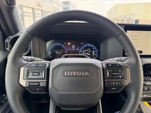 Toyota Land Cruiser - Afbeelding 15 van 21