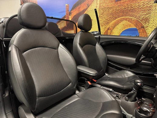 MINI Cooper S Cabrio - Afbeelding 17 van 30