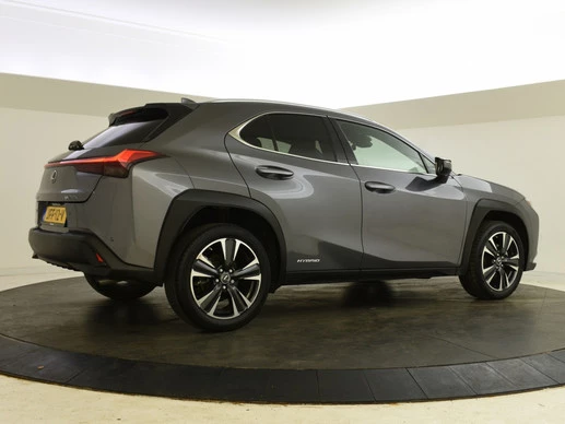 Lexus UX - Afbeelding 2 van 27