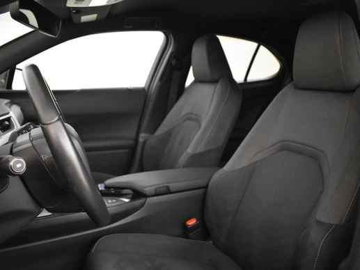 Lexus UX - Afbeelding 8 van 27