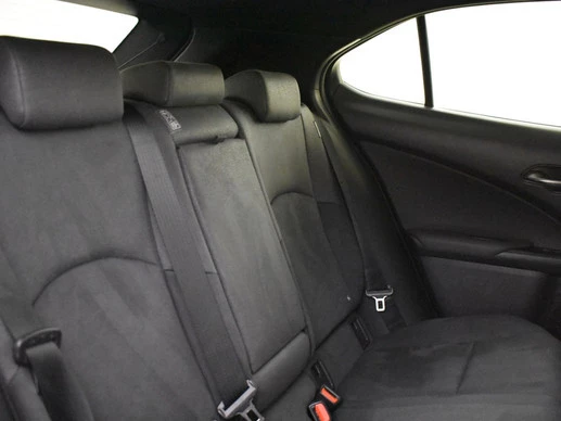Lexus UX - Afbeelding 24 van 27
