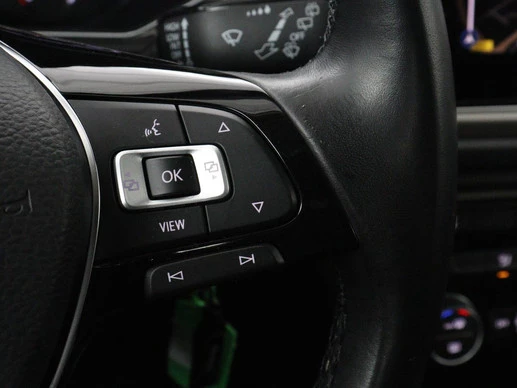 Volkswagen T-Roc - Afbeelding 15 van 30