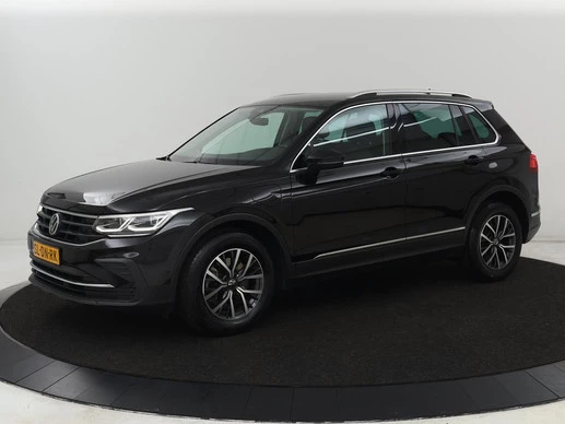 Volkswagen Tiguan - Afbeelding 1 van 30