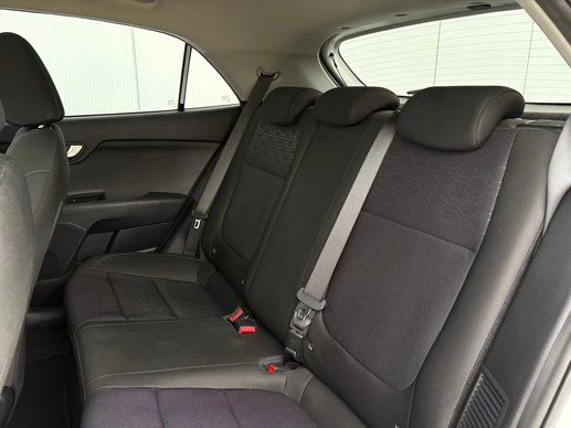 Kia Rio - Afbeelding 11 van 30