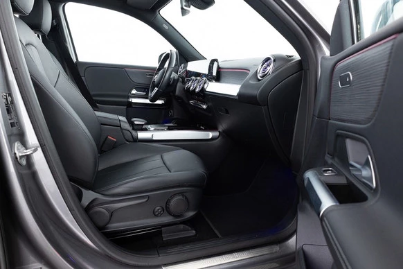 Mercedes-Benz EQB - Afbeelding 8 van 30