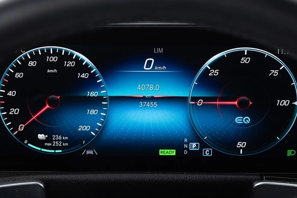 Mercedes-Benz EQB - Afbeelding 28 van 30